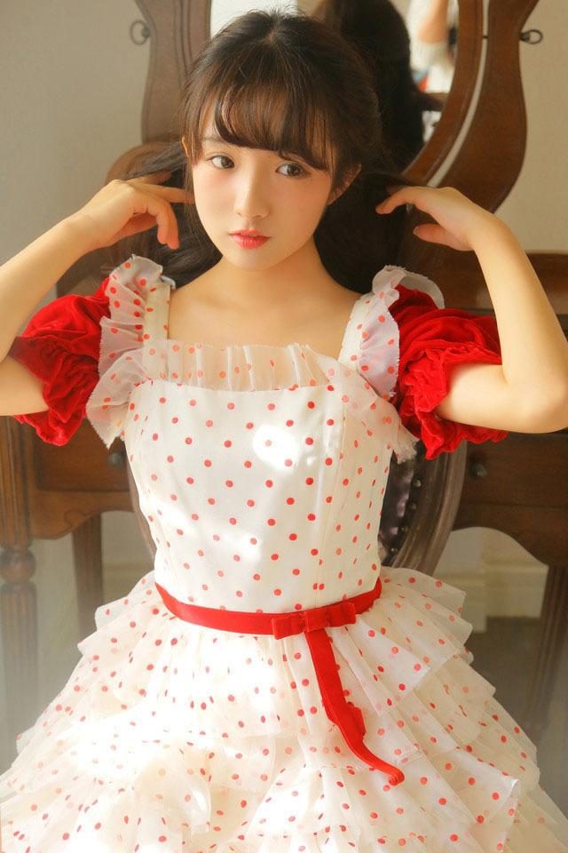 葡萄一粒一粒挤出来给我吃 恶婆婆的要求让我受不了