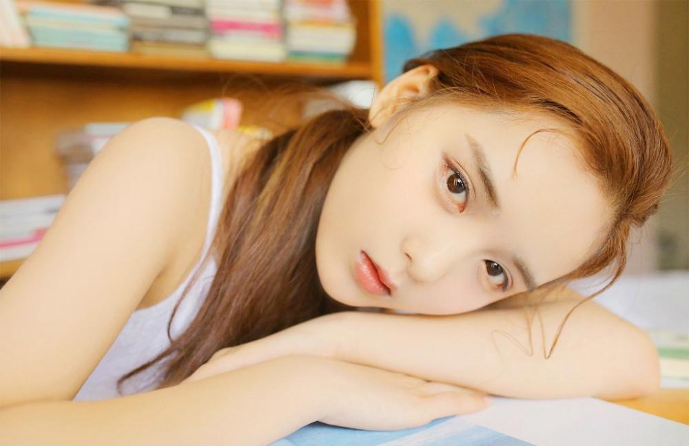 小姨子口述：我和姐夫在家激情做爱