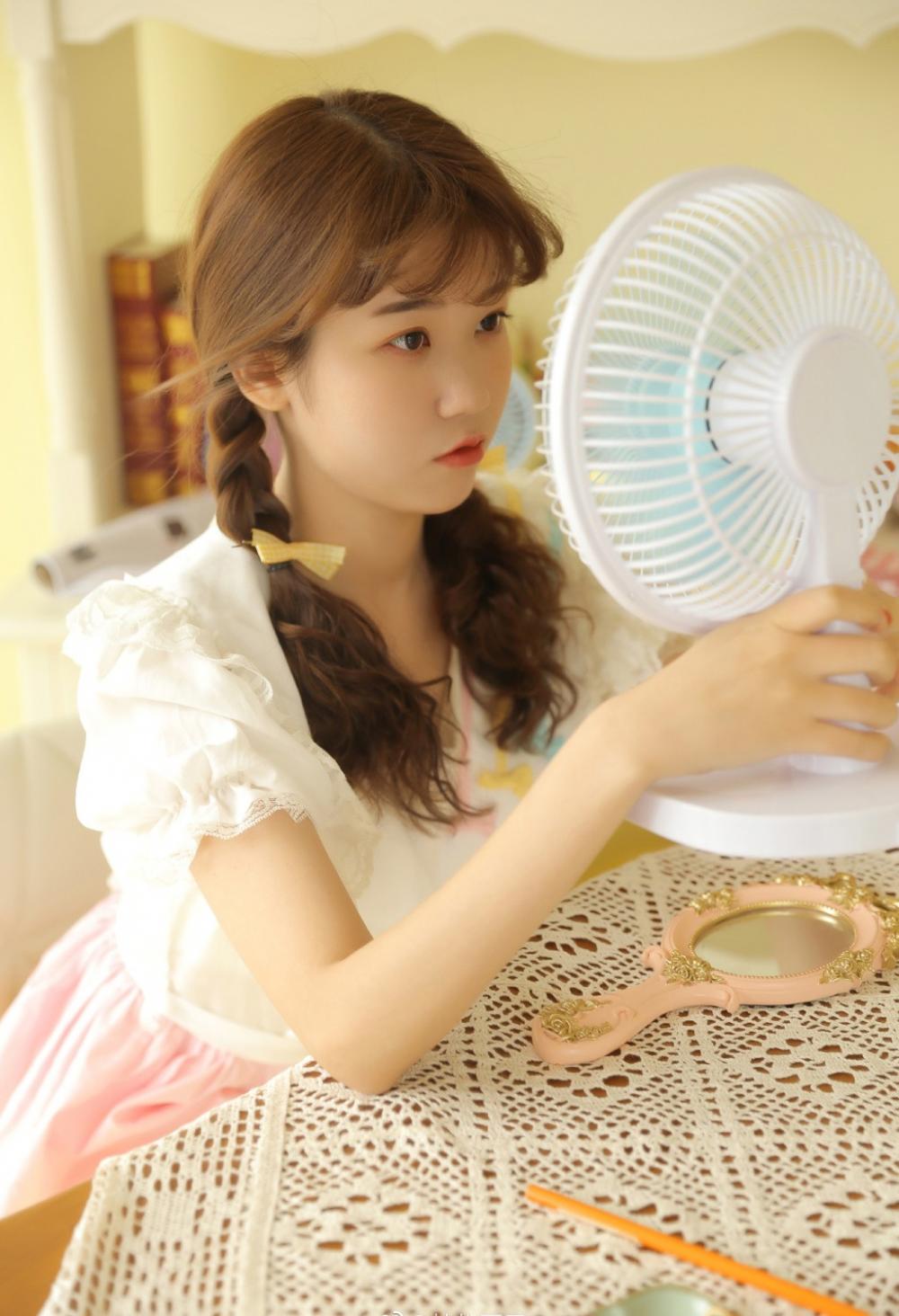 大学竞选班长演讲稿