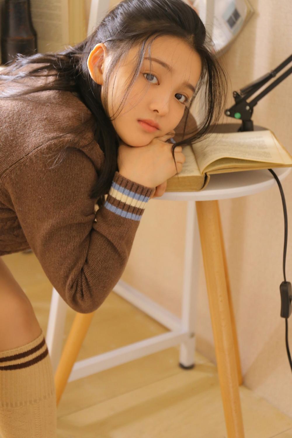 梧桐树下（上）