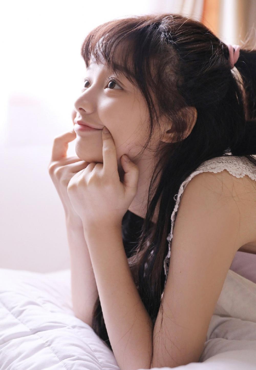 陌生男子火爆的床技让我高潮 男友好色总摸我每次接吻我