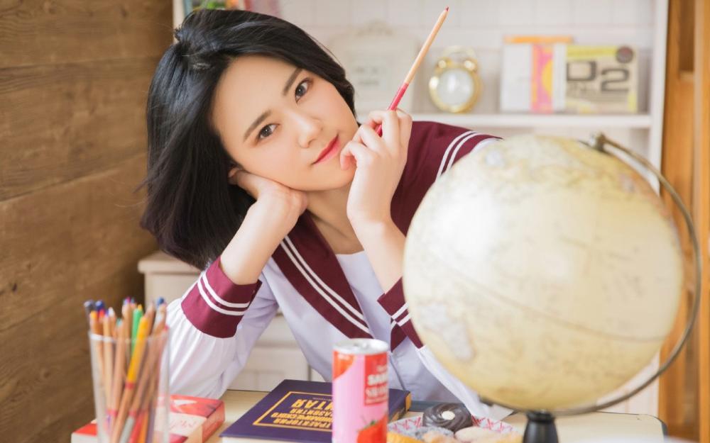 我动了老板娘，逼死了老板