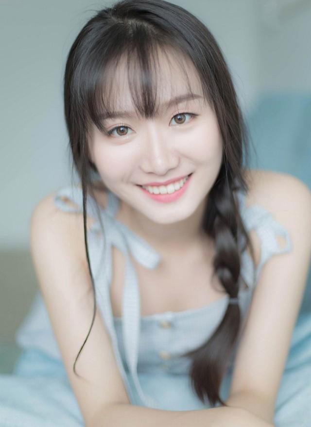 肉丝教师教室诱惑 推油用的是什么油