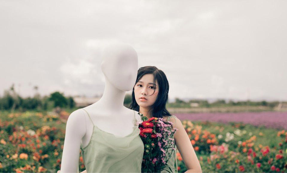 男人爱美女,女人爱财男