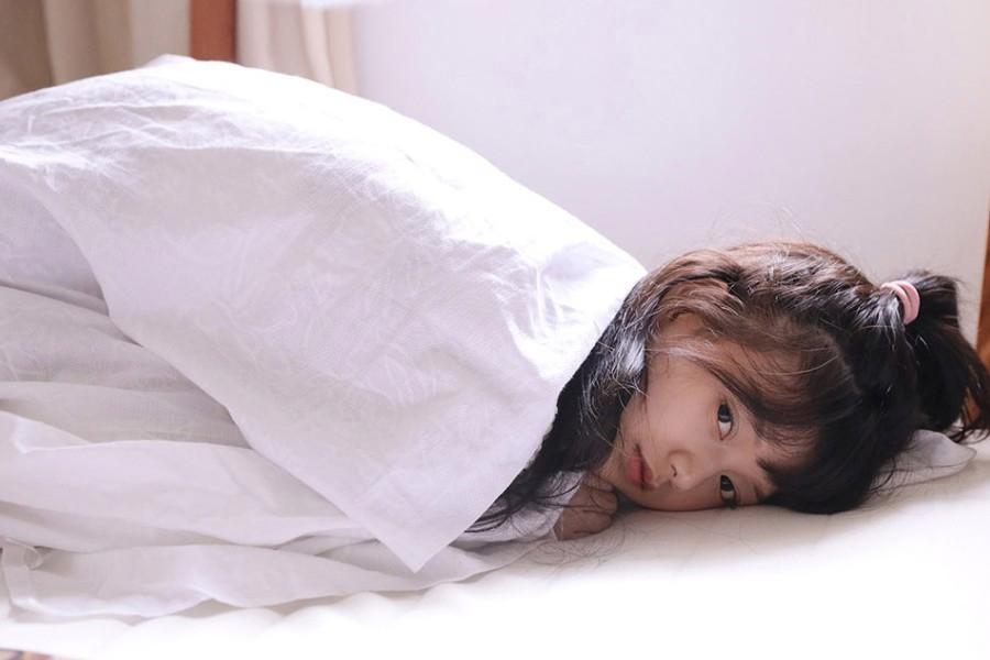 夏如芝晒出婚纱照无名指的大钻戒抢镜 夏如芝个人资料简介