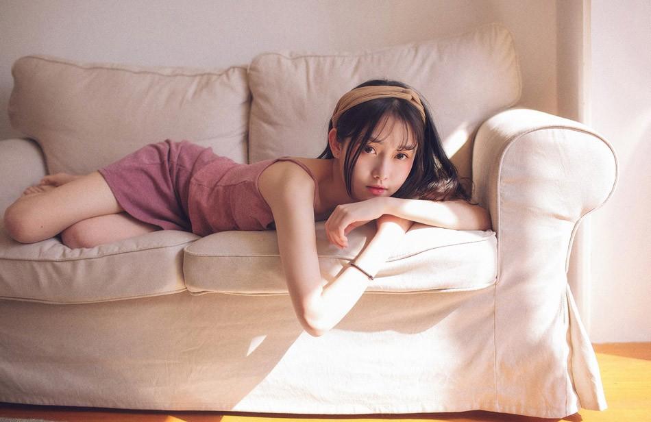 爸爸出轨女同事把家里搅得鸡犬不宁