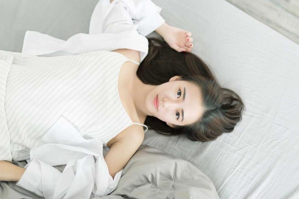 与婶姨狂抽猛顶小说 总裁硕大东西好威猛 宝贝别动我要做了