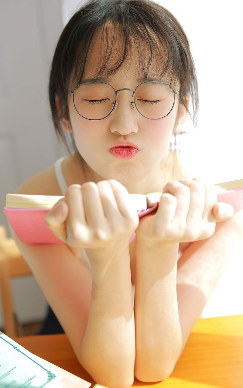 我和性感妻子的难忘初夜
