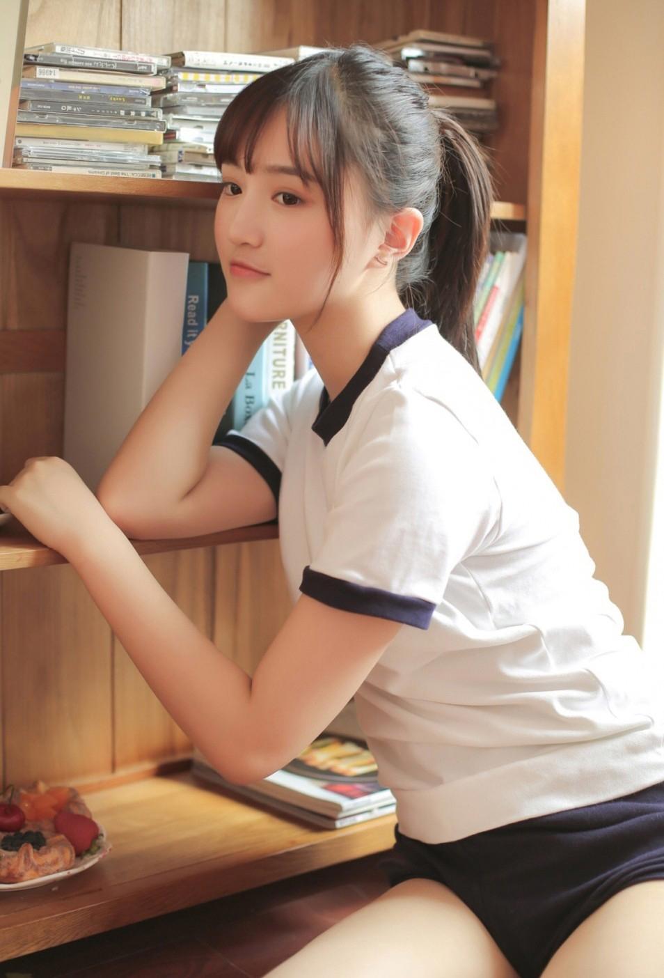 张优雨人婐体艺术照绝版 张悠雨大胆人艺术照