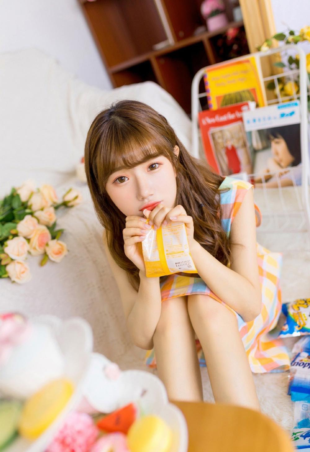 他开车老婆在后面被 丈夫开车老婆车后被东 朋友开车我在后排干了