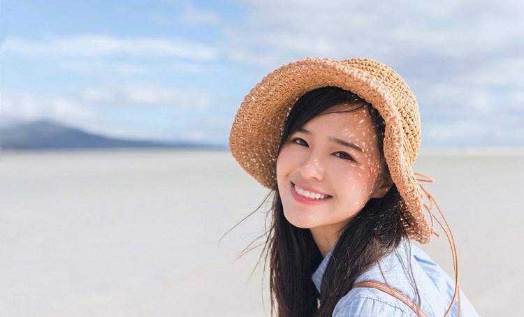 一个班的分手了走出来太难？