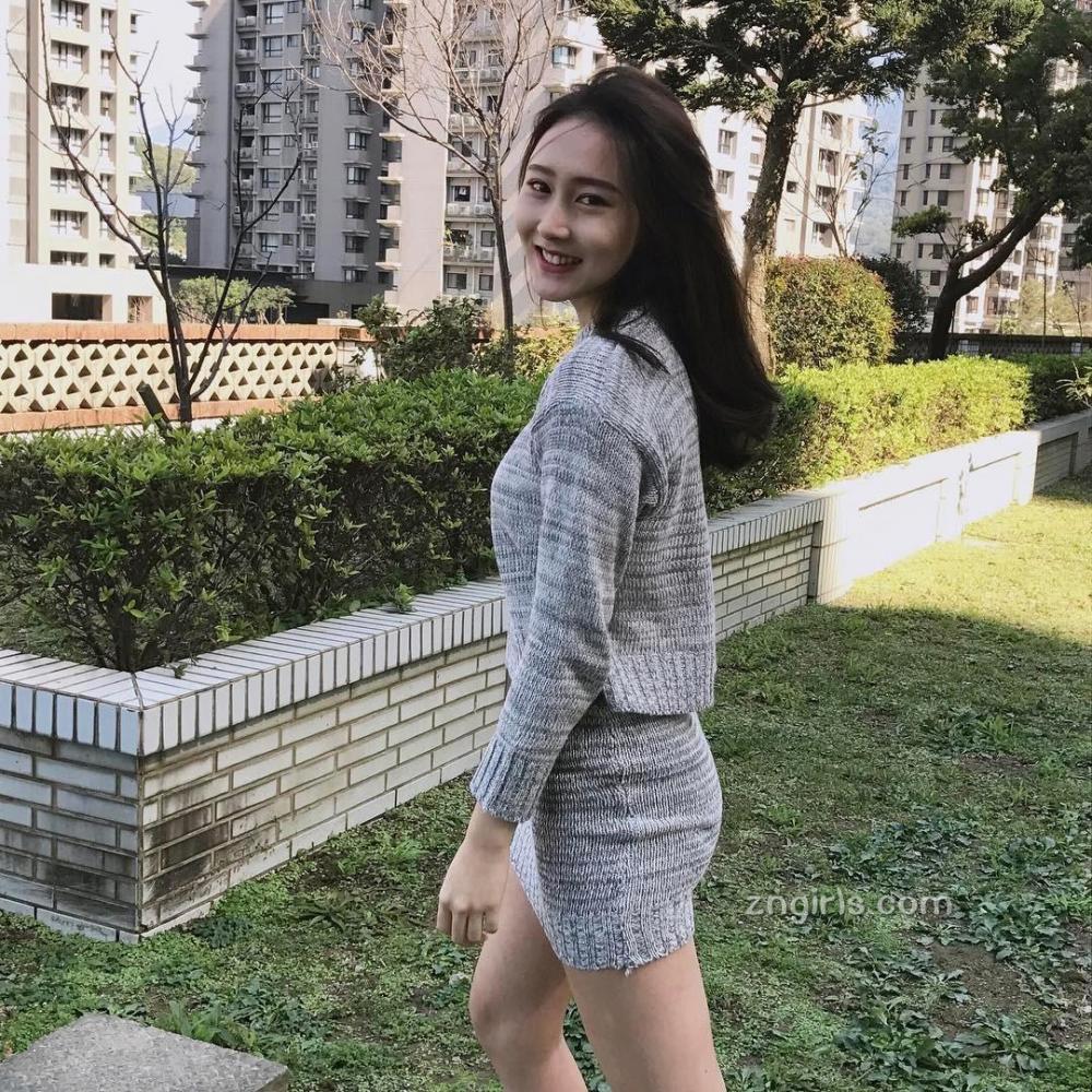 为偷精子我和几个男人激情缠绵，他们拼命求欢