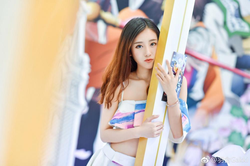 婚外恋：我与性感的女收银员