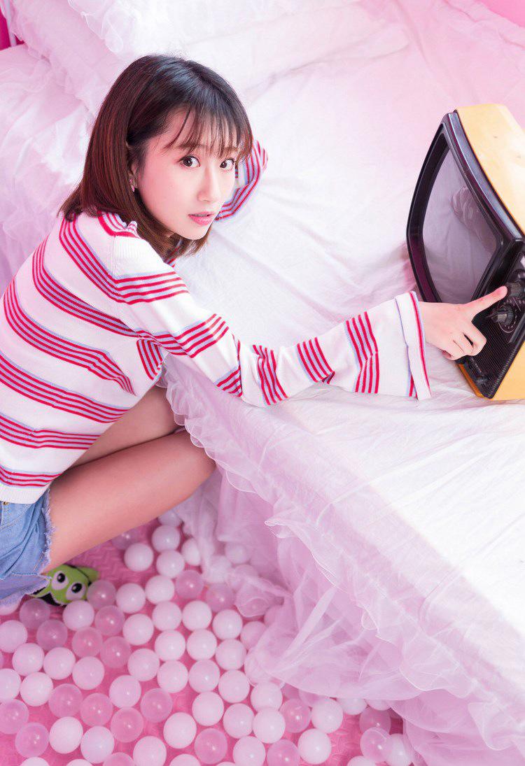 被传由“小三”转变为正室的女星