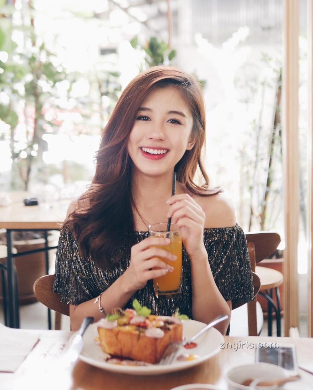 有个世界，只有自己