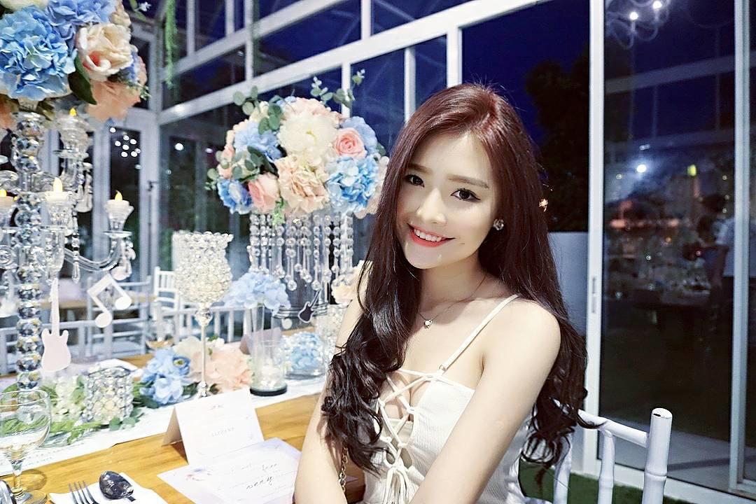 英雄救美_生活故事