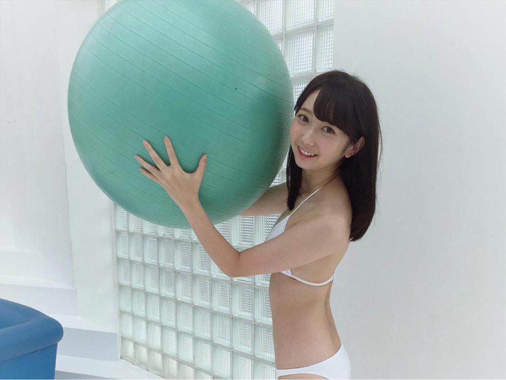 性感温柔的女友竟背着我做小姐
