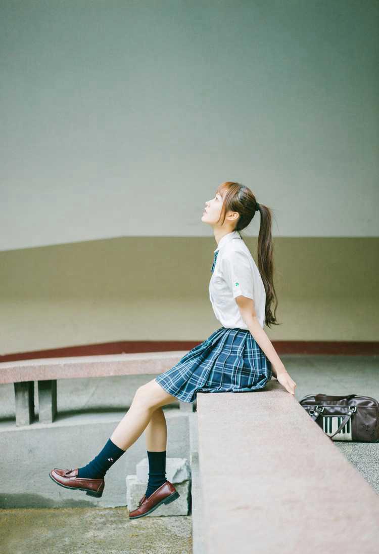 我笑笑后走上了南下的火车