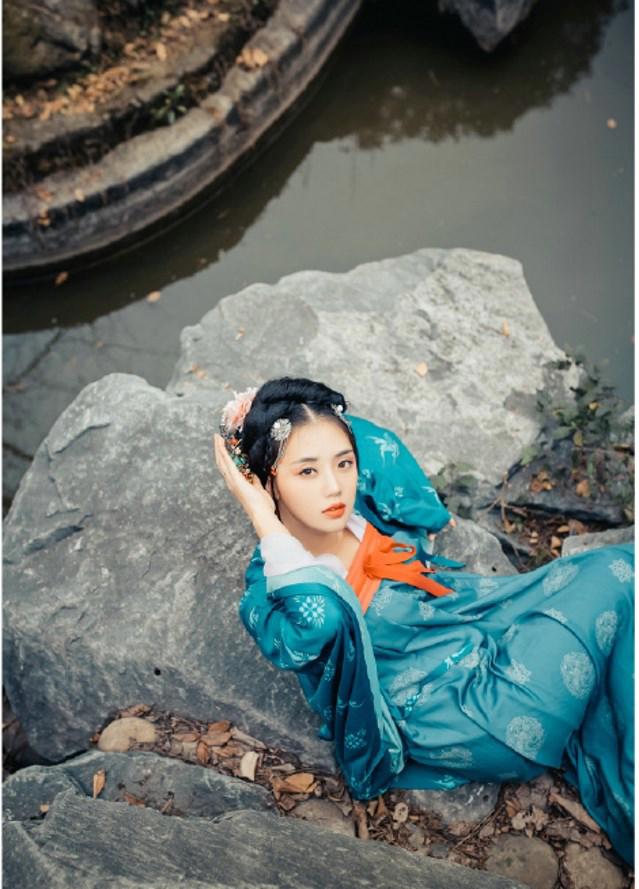 和阿姨做爱 阿姨让我进了他的身体 阿姨让我进她里面花心