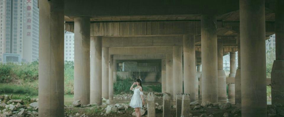 怎样抓住一个男人的心让他爱上我 吸引男人注意力方法