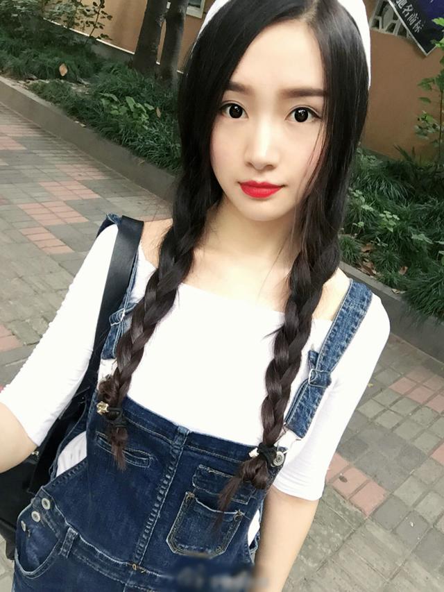 发现老师秘密强上她 发现老师秘密我威胁她 小乡村的绝色诱惑全文