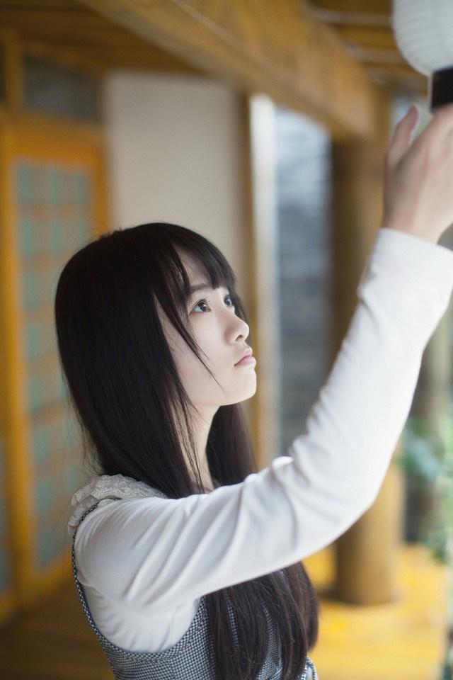 亚洲AV 浪翁荡熄的幸福生活我的妻子和父亲