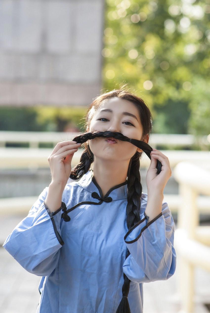 开学术会议 我成了她的坐便器(图文)