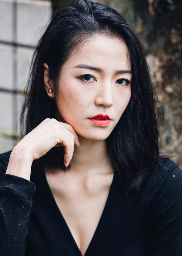 两个男的做污污的事情 亲爱的宝贝今晚让我㎏好好照