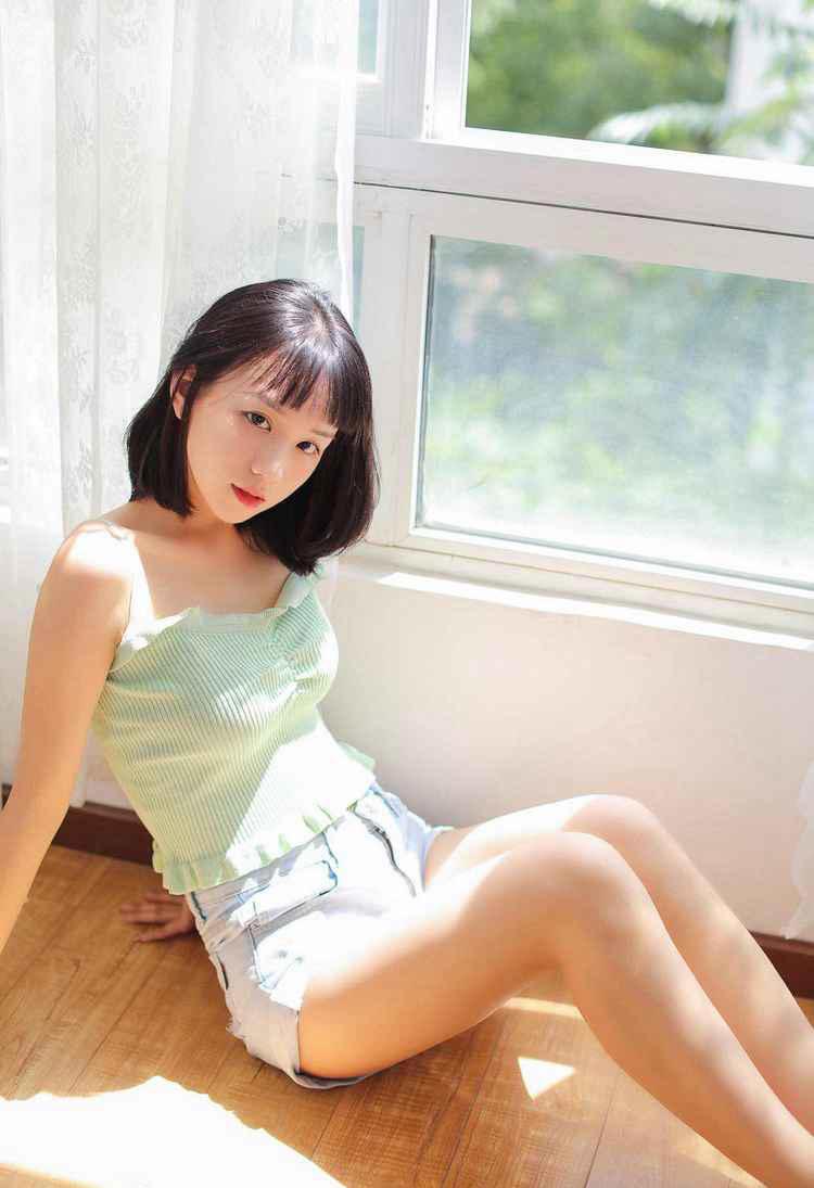 我舒服得闭上眼睛，被她弄到欲仙欲死