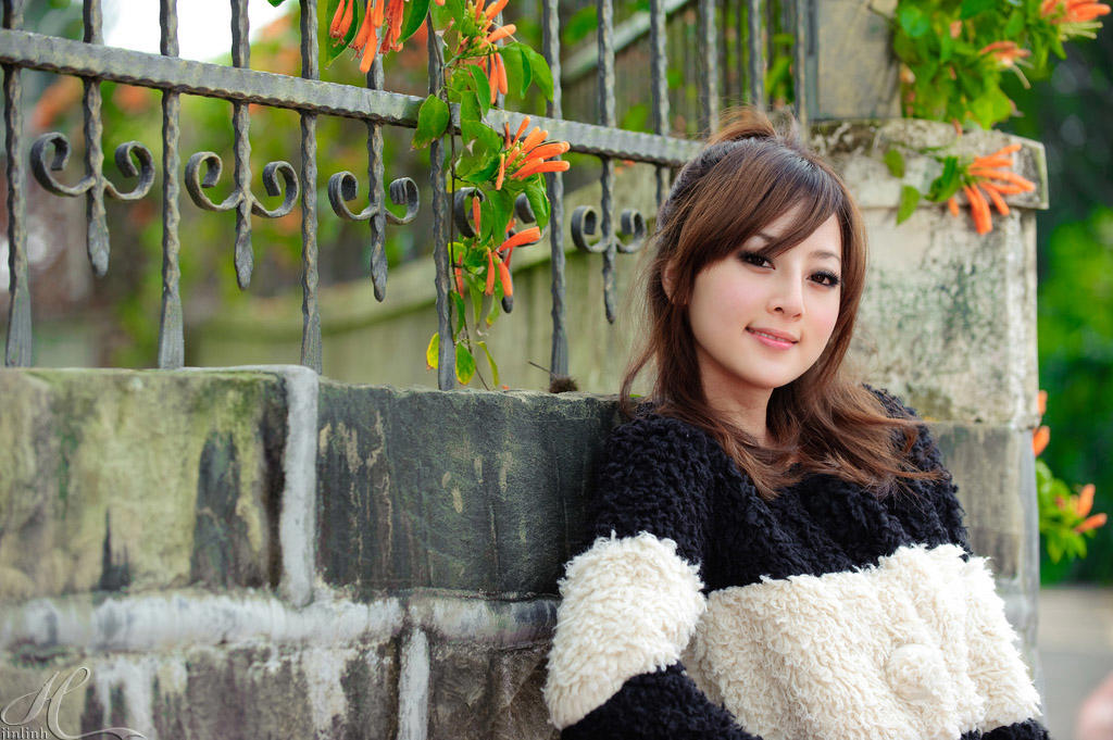 哥哥妹子痒快进来 今夜哥哥弄的我难耐 啪啪过程描述