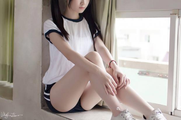 20岁一夜变老的妻子 腐书网兄弟文爆h 艾很黄过程动态图!