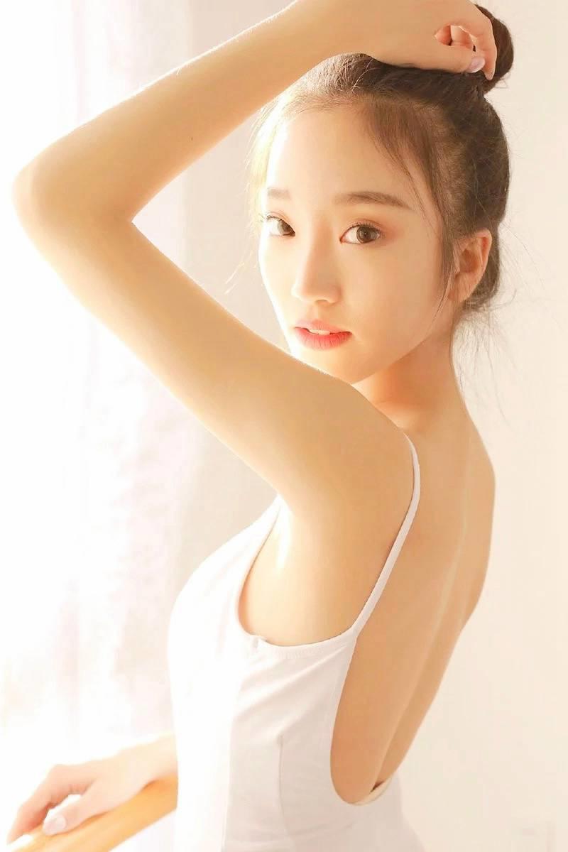 婚后想做全职主妇 老公说他宁可高价请保姆