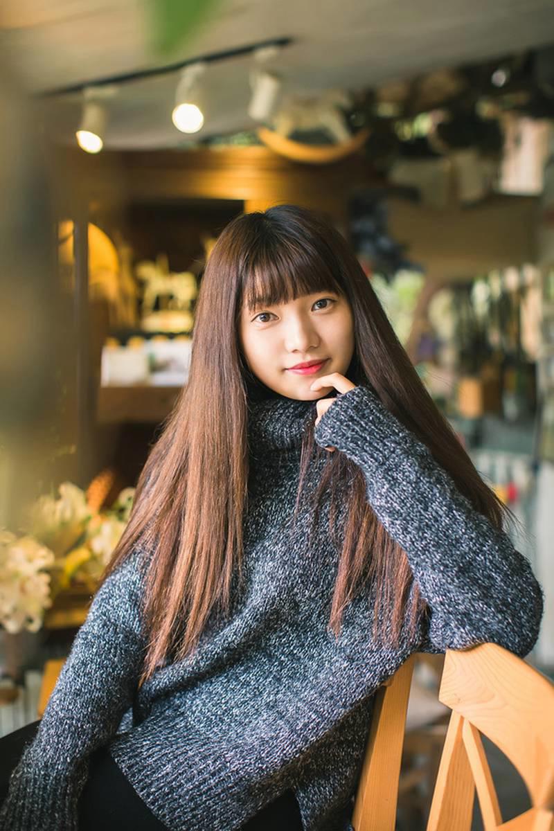 公交车上插漂亮女大学生超刺激