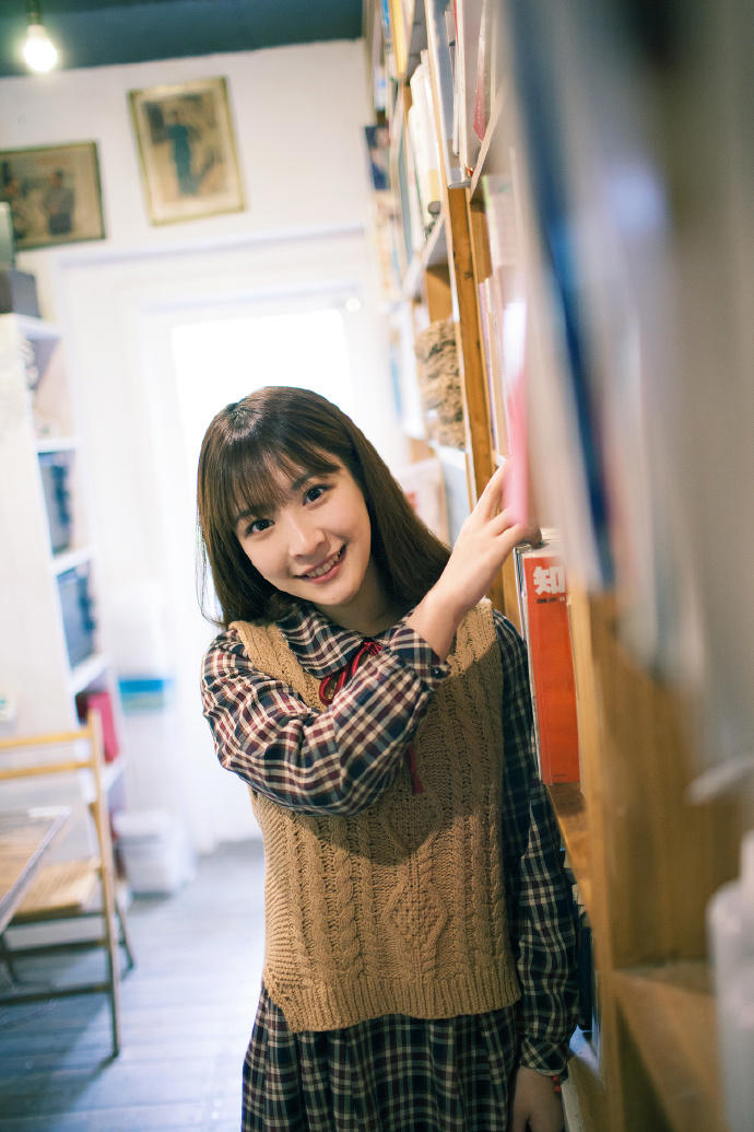 姐夫害死自己女儿后却在外面风流，我怒扇他耳光