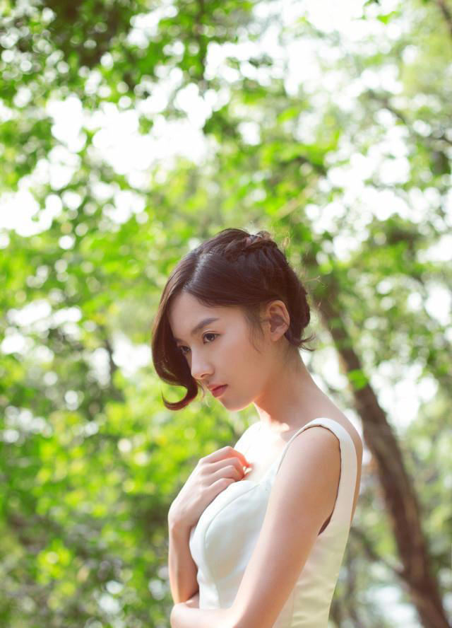 我和嫂子初相见 她的美貌让我惊叹