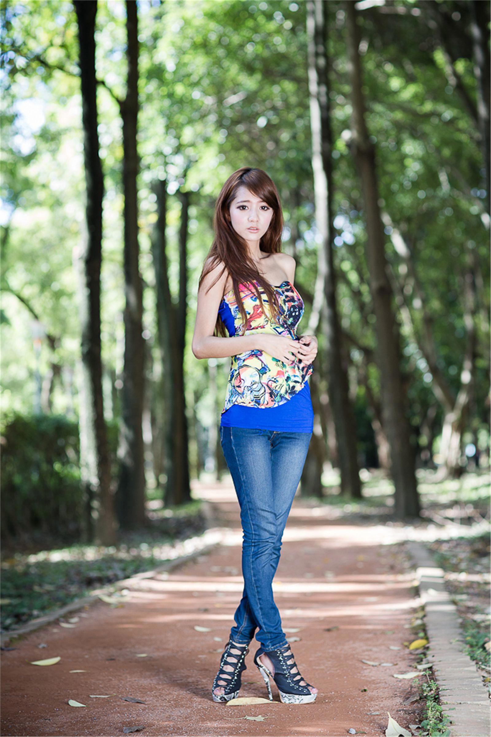 红的灯笼难忘的情