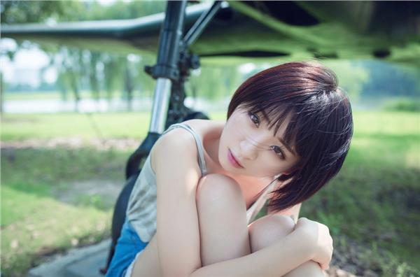完美男友 订婚后打回原形脱光我衣服