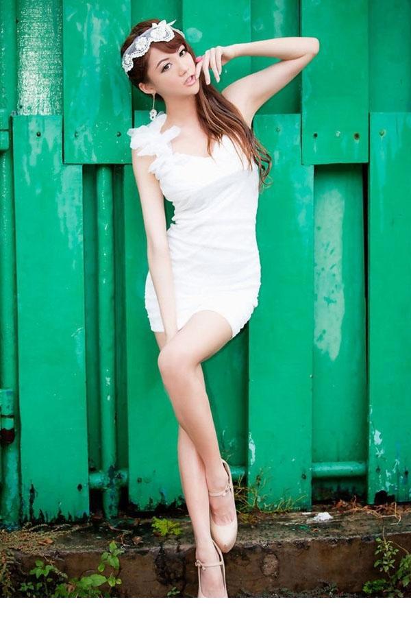 绿帽癖渐渐兴盛女友差点被单男操跑了