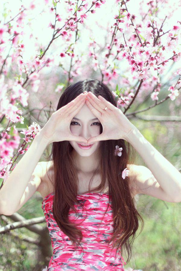 丈夫背叛我选择一个歌女 我无奈选择自杀