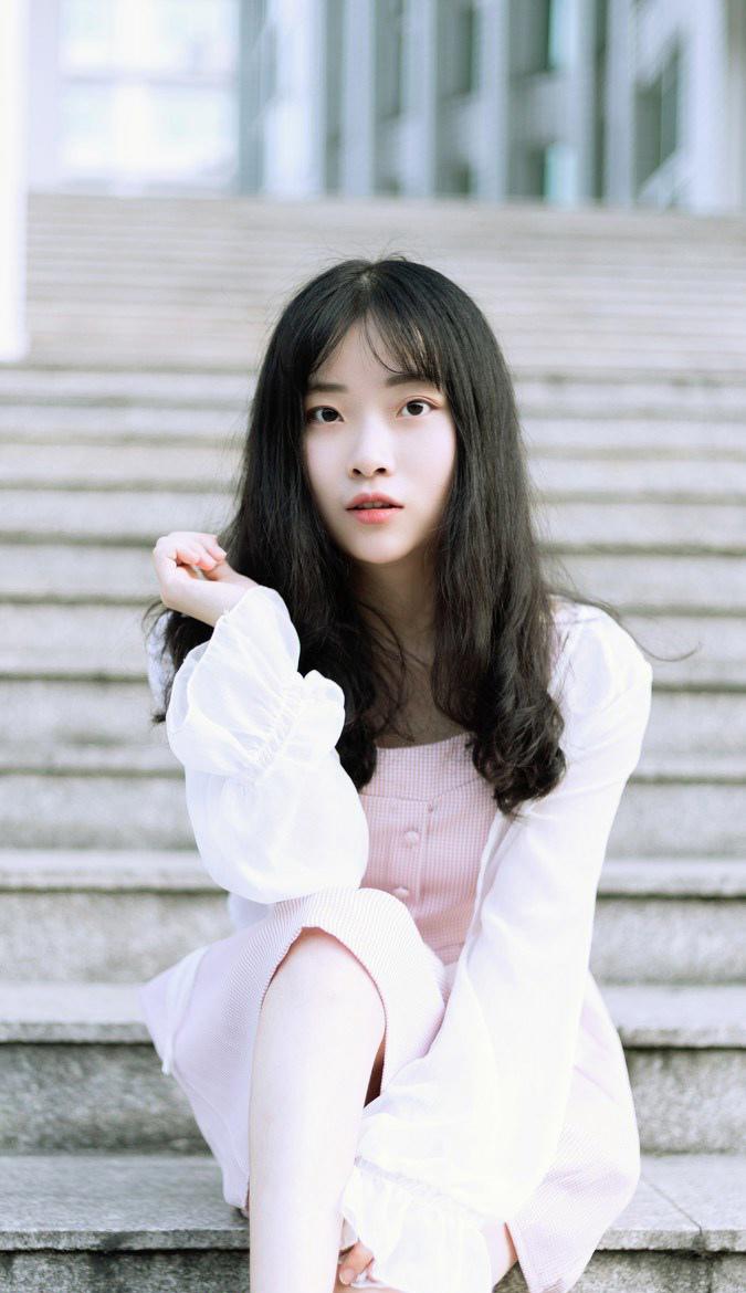 二婚老公躲厕所与小三交流床技