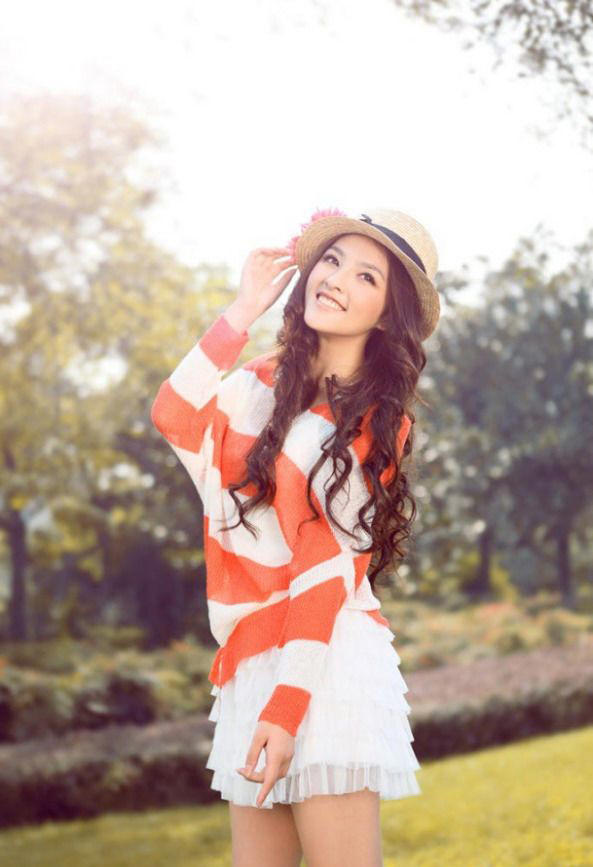 男学生叉女老师照片 她非要干那事 把自己女老师弄怀孕了