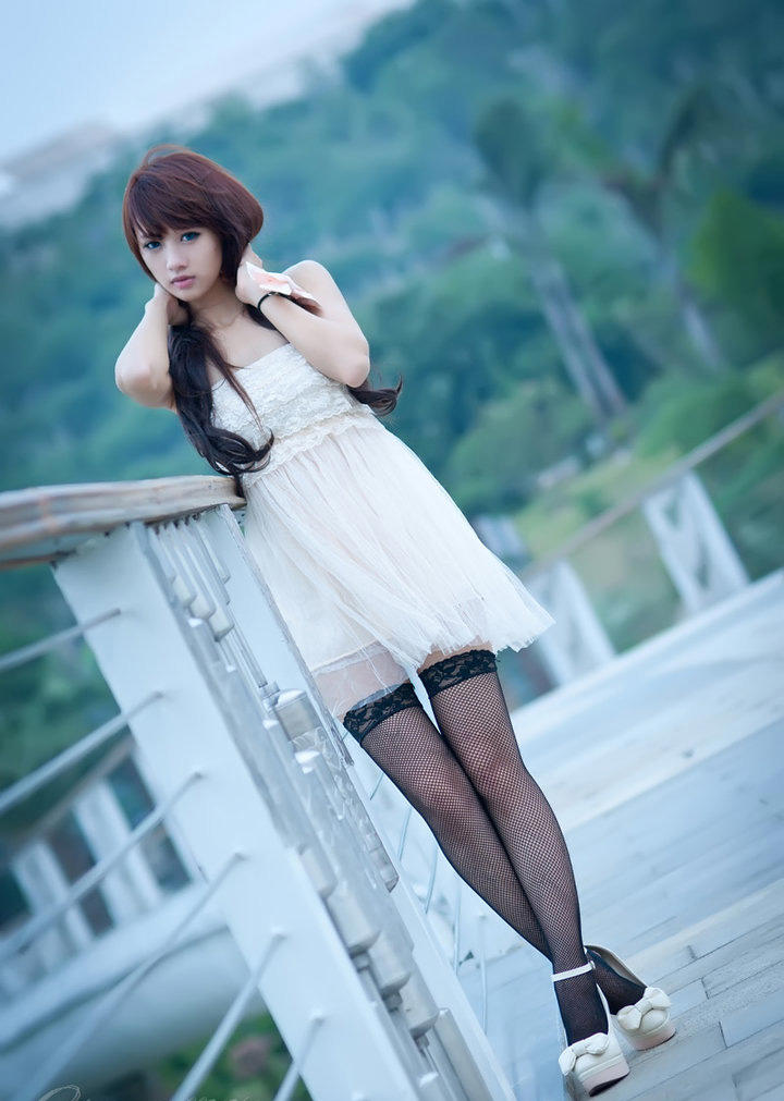 与准嫂子偷食禁果后她怀孕了