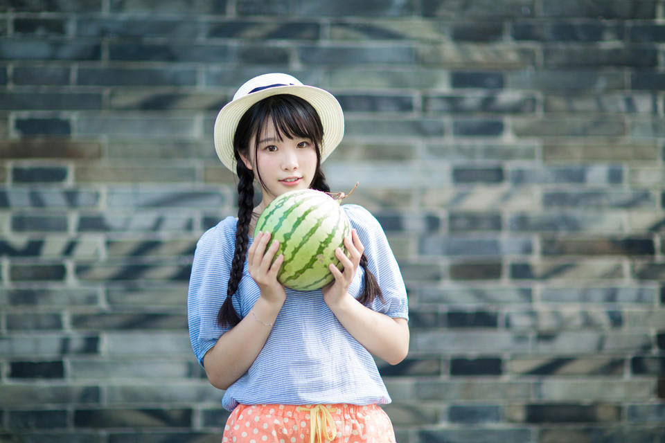 老婆出轨闹离婚 我虽挽回却丢了爱情_生活故事