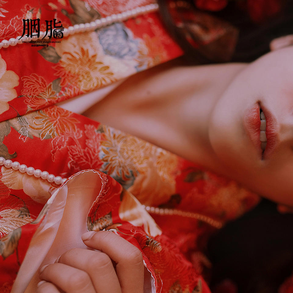 面对老婆的质疑我几乎喘不过气来