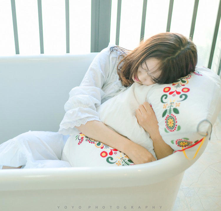 女友劈腿后你还会要吗 心中女神竟跟人家跑了