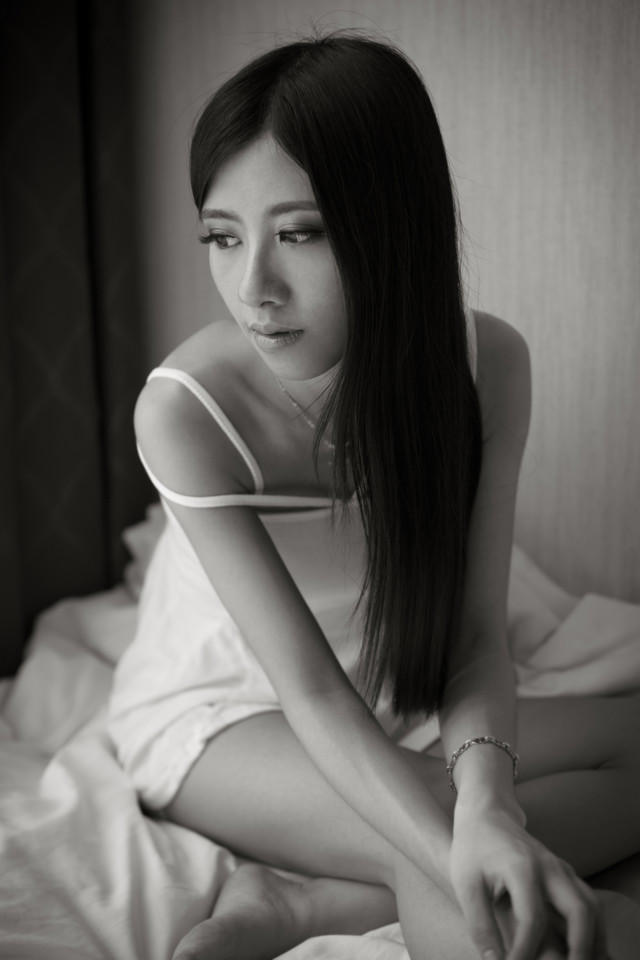 画精之纸娘生张良_民间故事