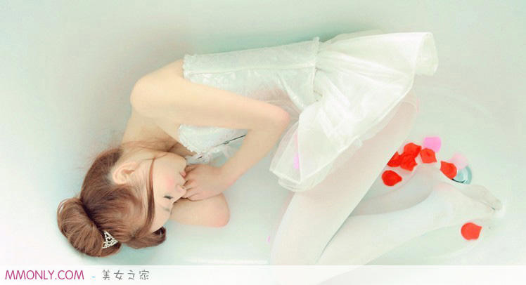 小情人不愿分手 还帮我讨好老婆