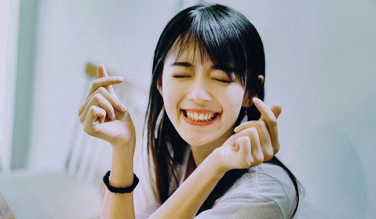 抱着孩子的女人_灵异故事