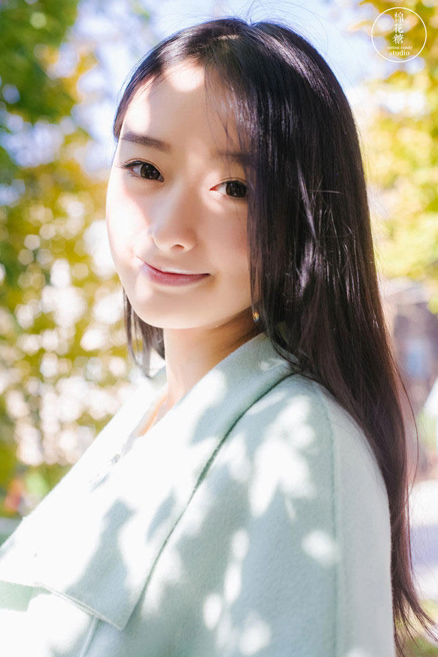 口述:上了办公室的漂亮女同事