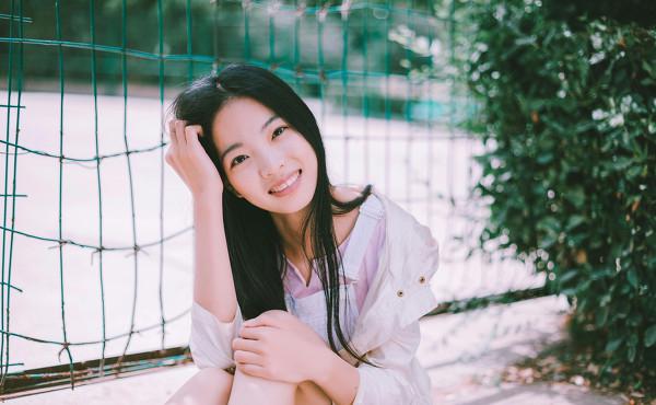 男白领:美女老板半夜敲门骚扰男白领